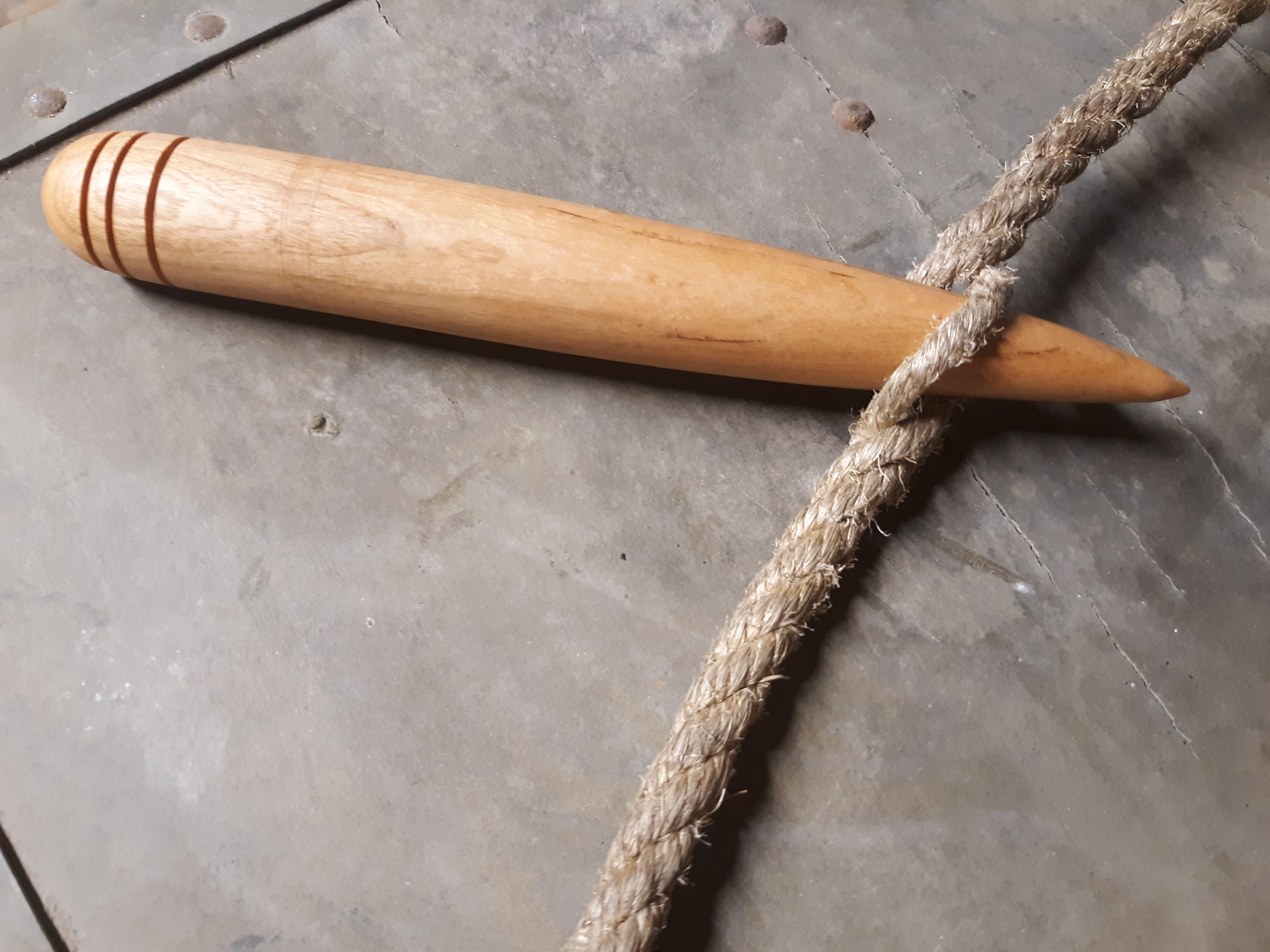 Fid For One Inch Rope What a Handy Fid! | Honorable Outfitters